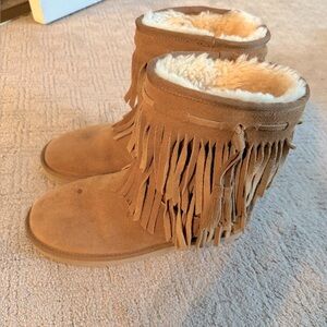Women’s Fringed Ugg Boots